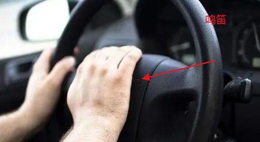 科三考试打火需要踩离合和刹车吗-有驾