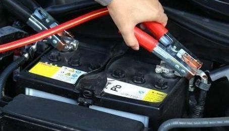 汽车电瓶电压低怎么办?-有驾 汽车电瓶电压低怎么办?-有驾