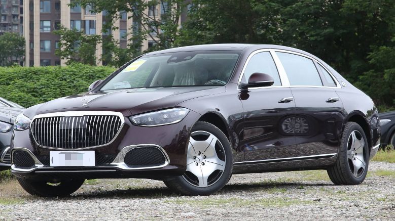 迈巴赫是奔驰旗下的吗-有驾