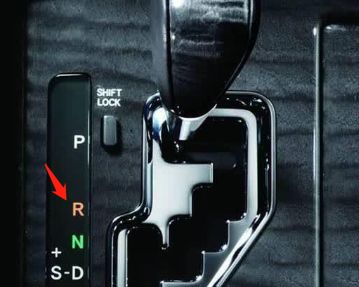 长安cs55plus倒车影像黑屏的原因-有驾