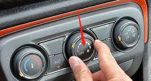 汽车空调不吹风了是怎么回事儿-有驾