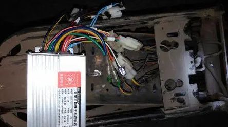 电动车往后推有阻力是什么原因-有驾