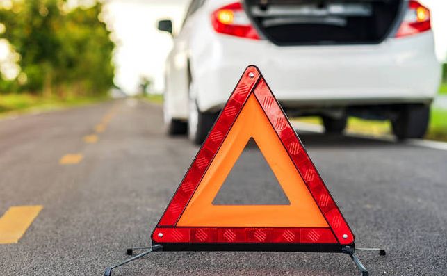 在道路上车辆发生故障不按规定设置警告标志扣几分-有驾 在道路上车辆发生故障不按规定设置警告标志扣几分-有驾