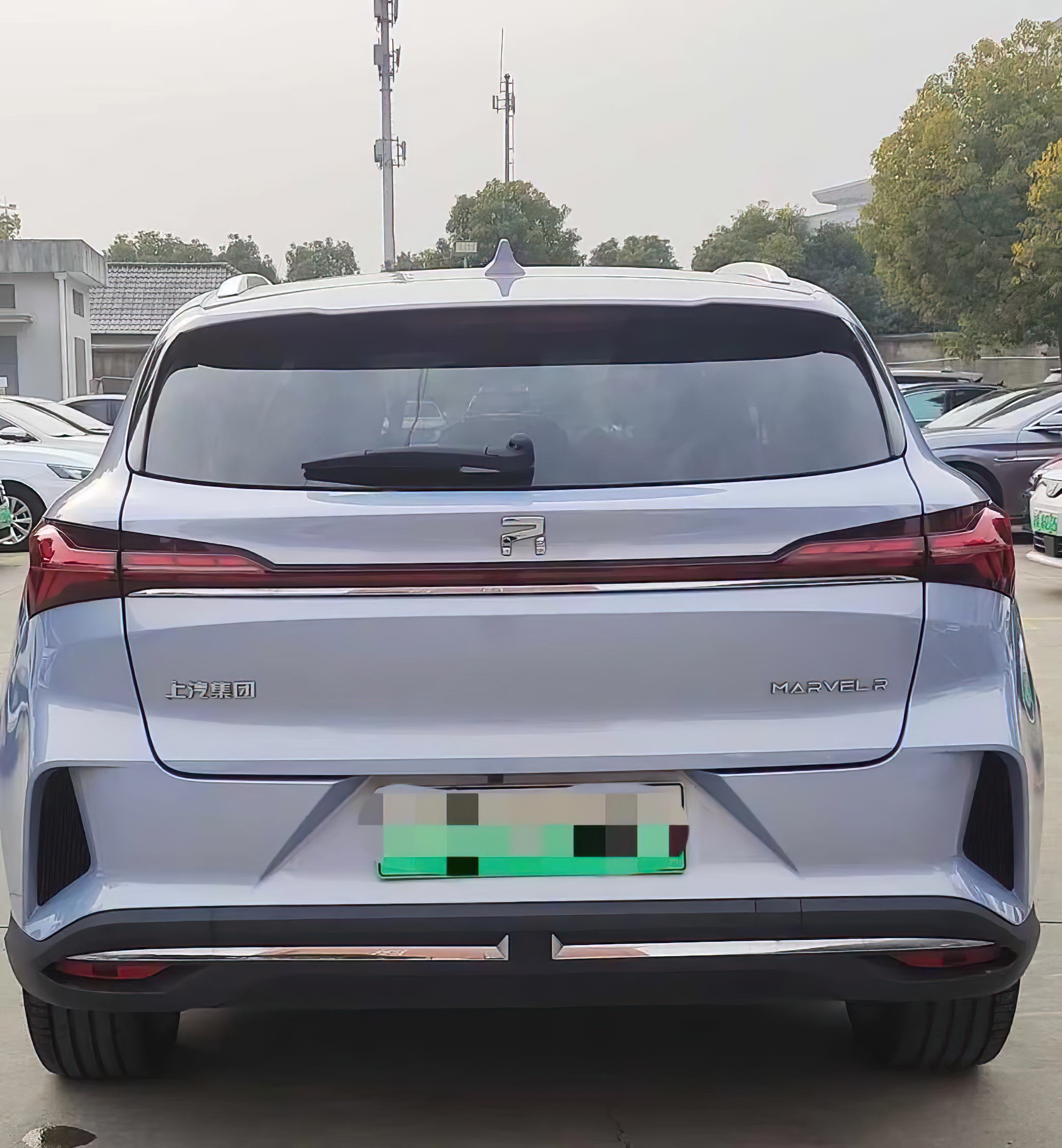 飞凡marvel r:外观个性,内饰高科技,音响效果好.