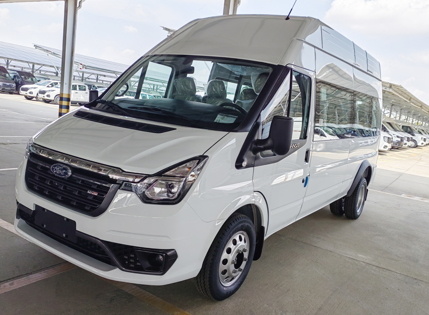 新世代全顺:适合城乡结合部的长轴高顶客车