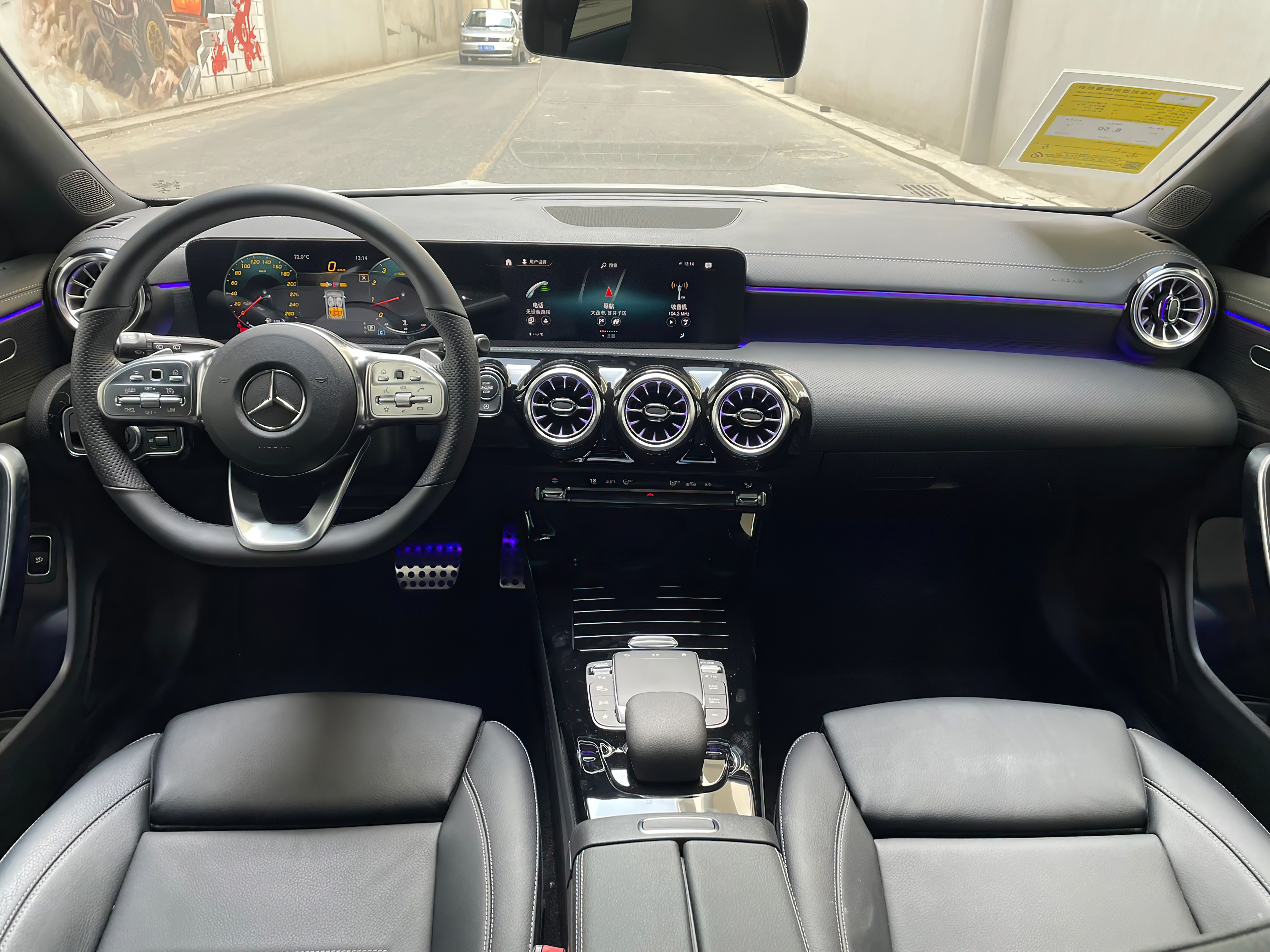 奔驰cla猎装:换挡拨片便捷,全景天窗舒适,空间实用
